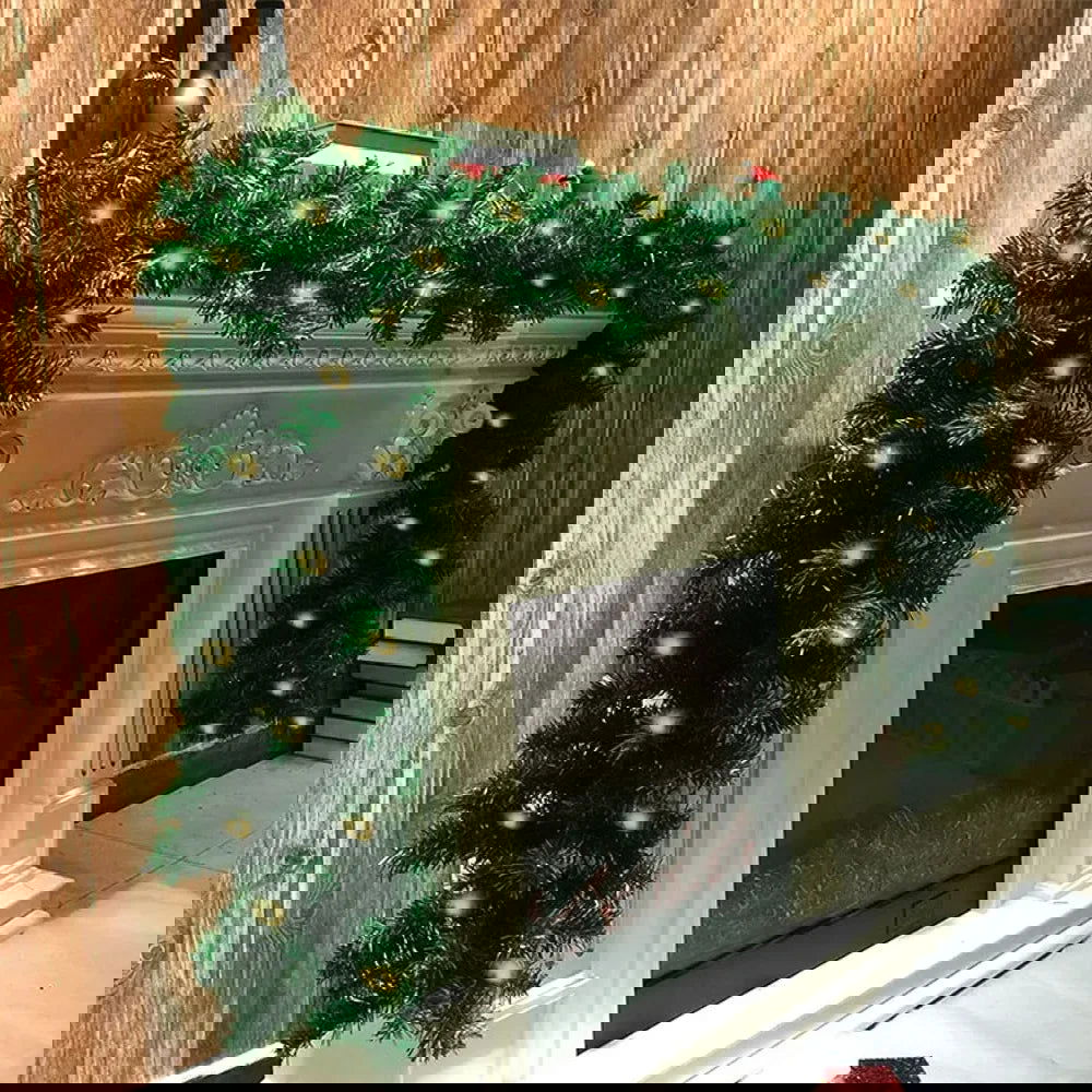 Christmas LED Garland - Decorative Staircase & Door Hanging Ornament - candletown.net