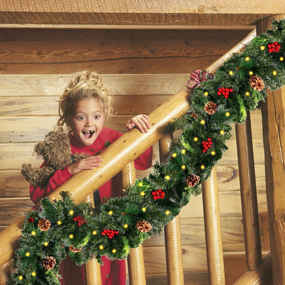 2.7m LED Christmas Garland with Pinecones - Festive Staircase & Fireplace Decor - candletown.net