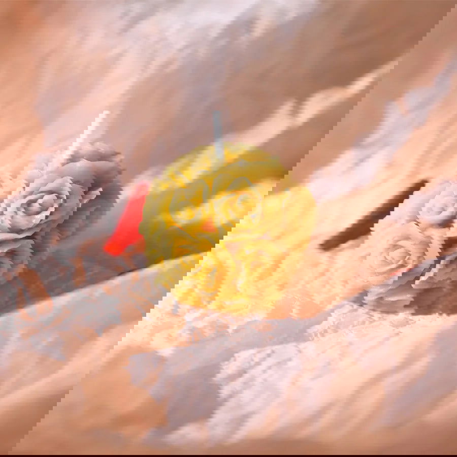 Hand-made Rose Style Aromatherapy Candle Sculpted Shape Fragrance Smokeless Candle Holder Decoration Birthday Candle Gift - candletown.net