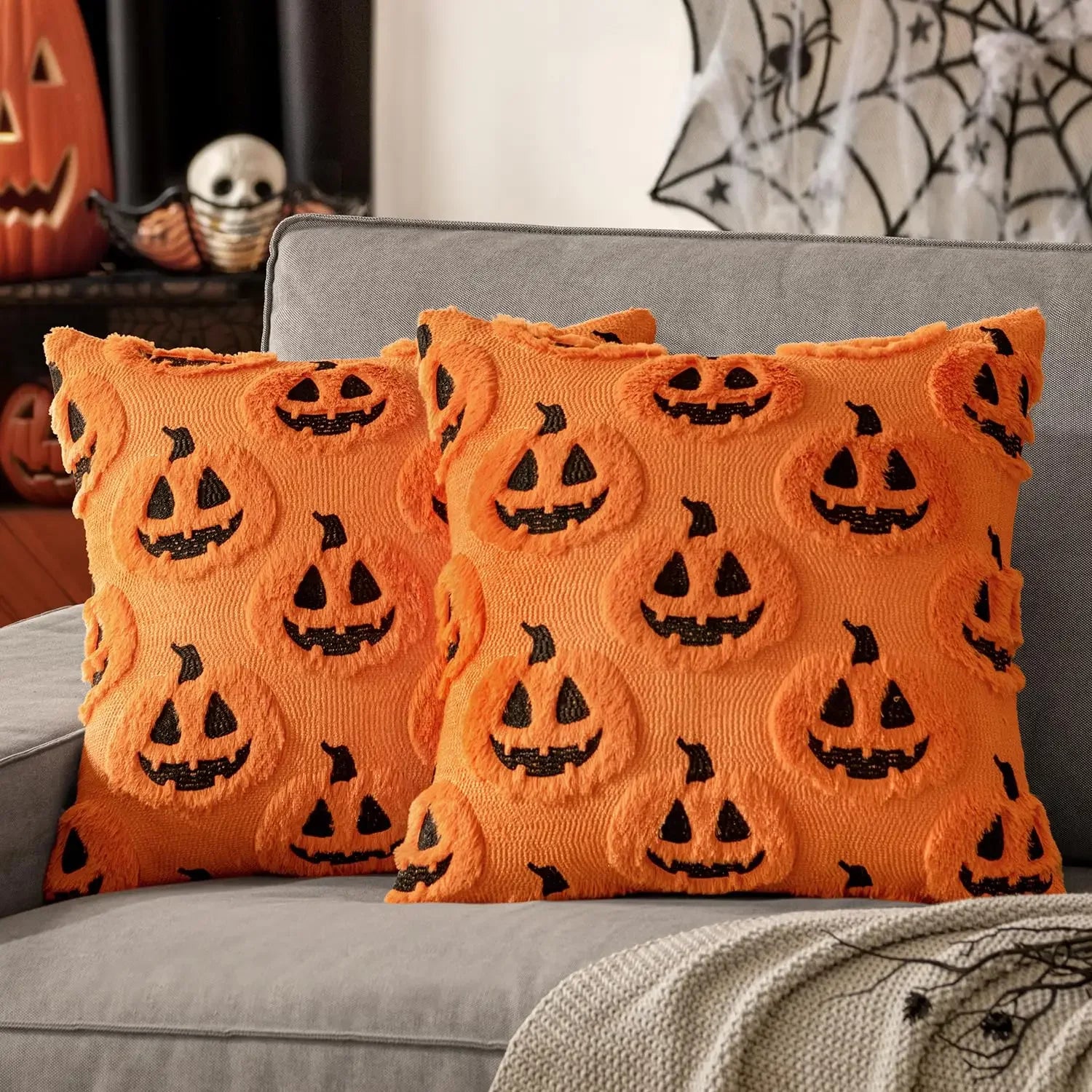 Halloween Pumpkin Pillow Cover – Embroidered Faux Wool Cushion Cover 45 × 45 cm