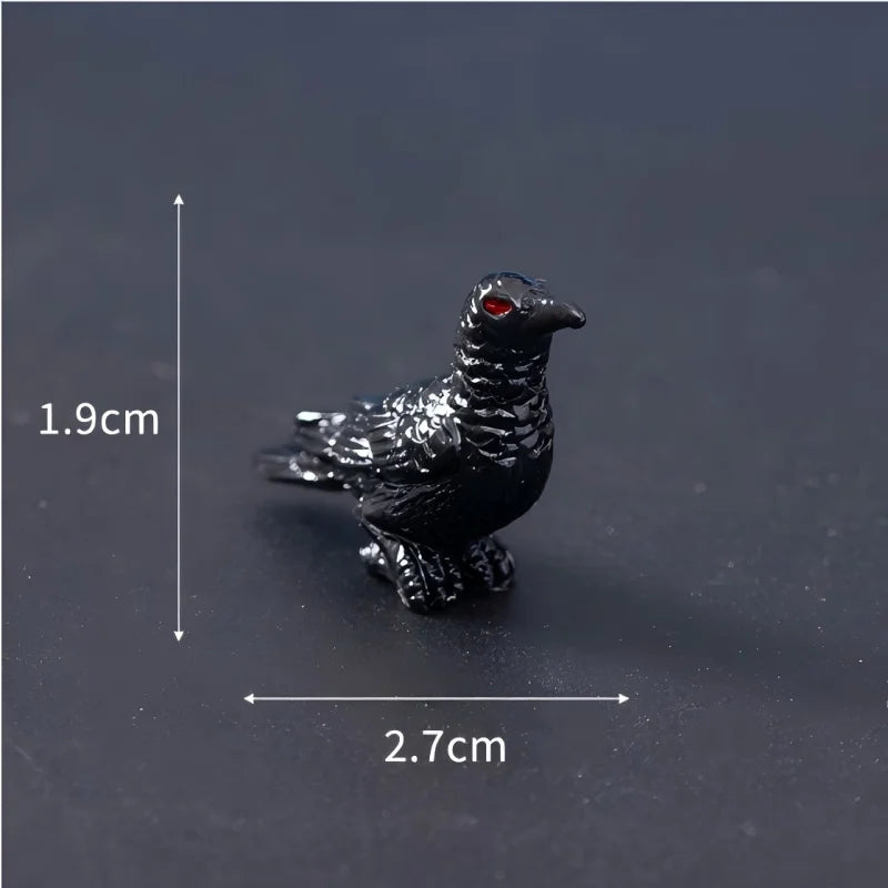 Mini Halloween Figurines – Resin Ghosts, Skulls & Tombstones for Spooky Decor