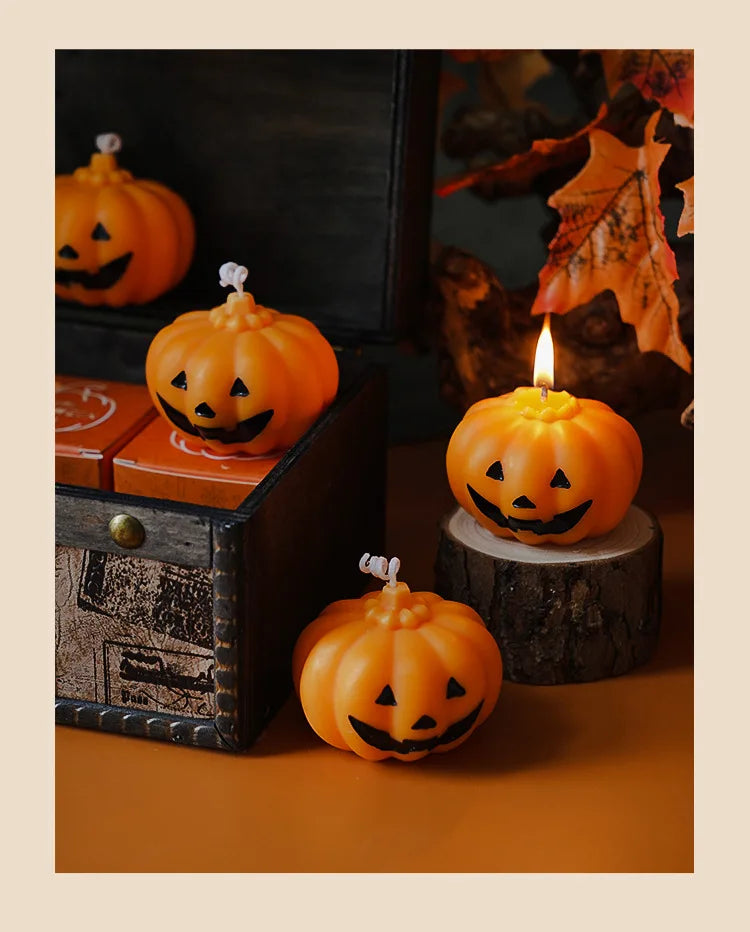 Halloween Kynttiläsarja – Käsintehdyt Tuoksukynttilät (Kallo, Kurpitsa, Hautakivi)