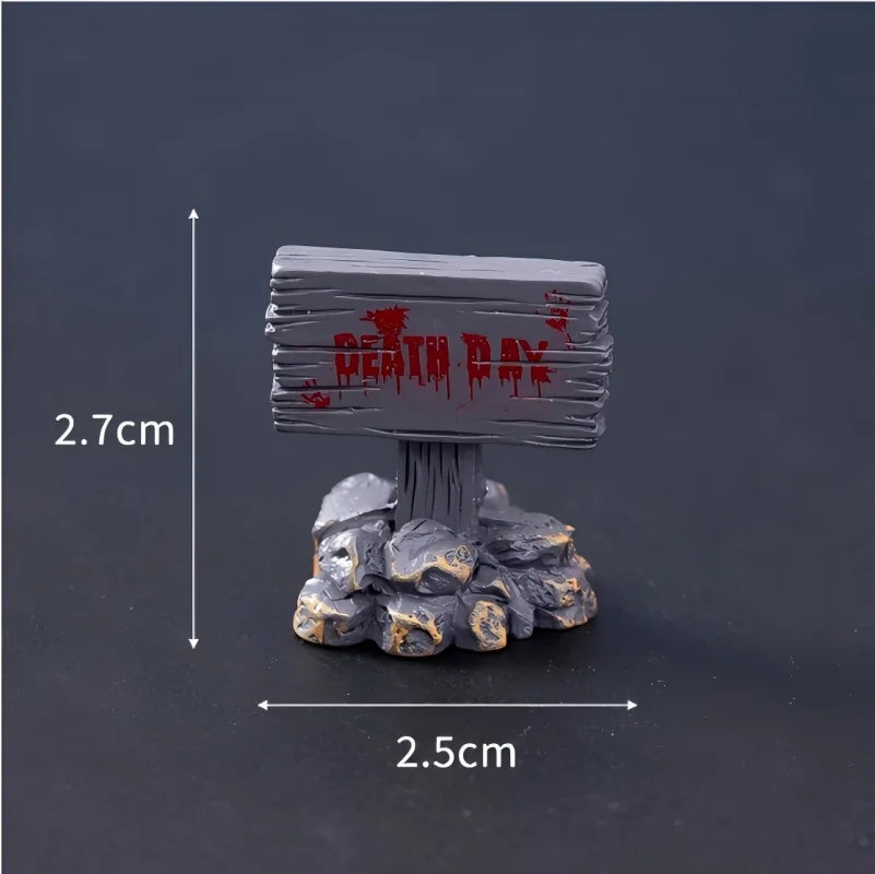 Mini Halloween Figurines – Resin Ghosts, Skulls & Tombstones for Spooky Decor