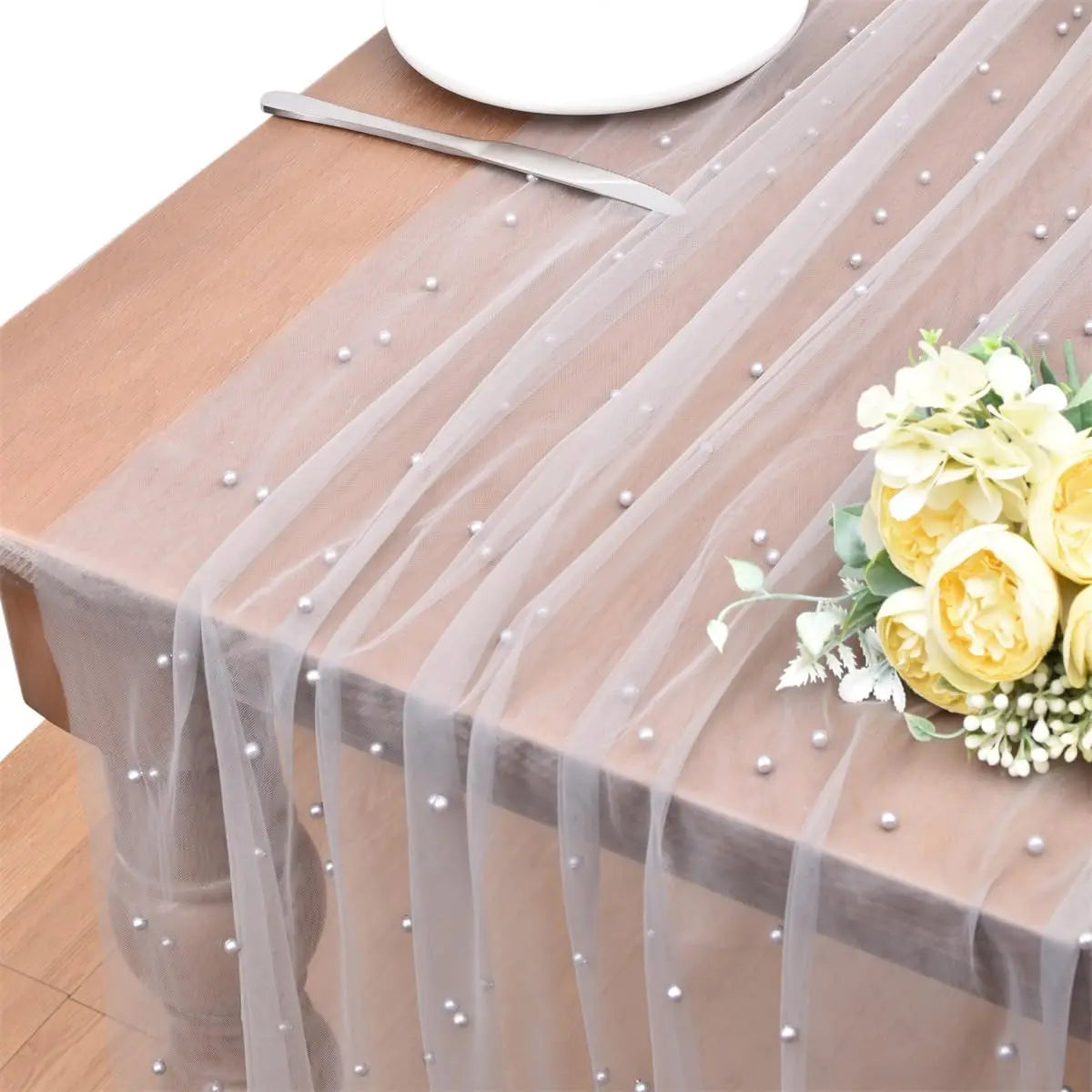 White Pearl Table Runner – Lace Tulle Wedding Decor