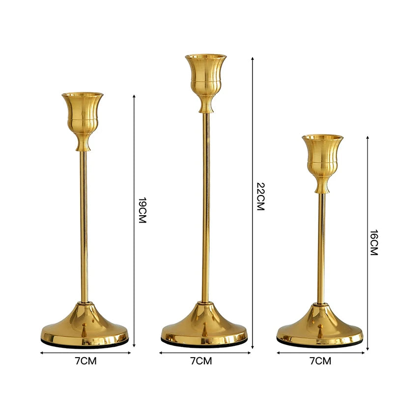 Vintage metallinen kynttilänjalka-setti (3 kpl)