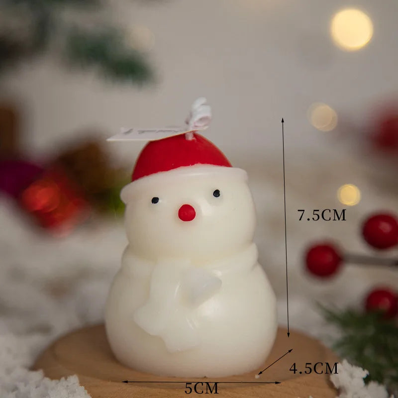 Joulun Figuurikynttilä – Kuusi, Käpy ja Lumiukko