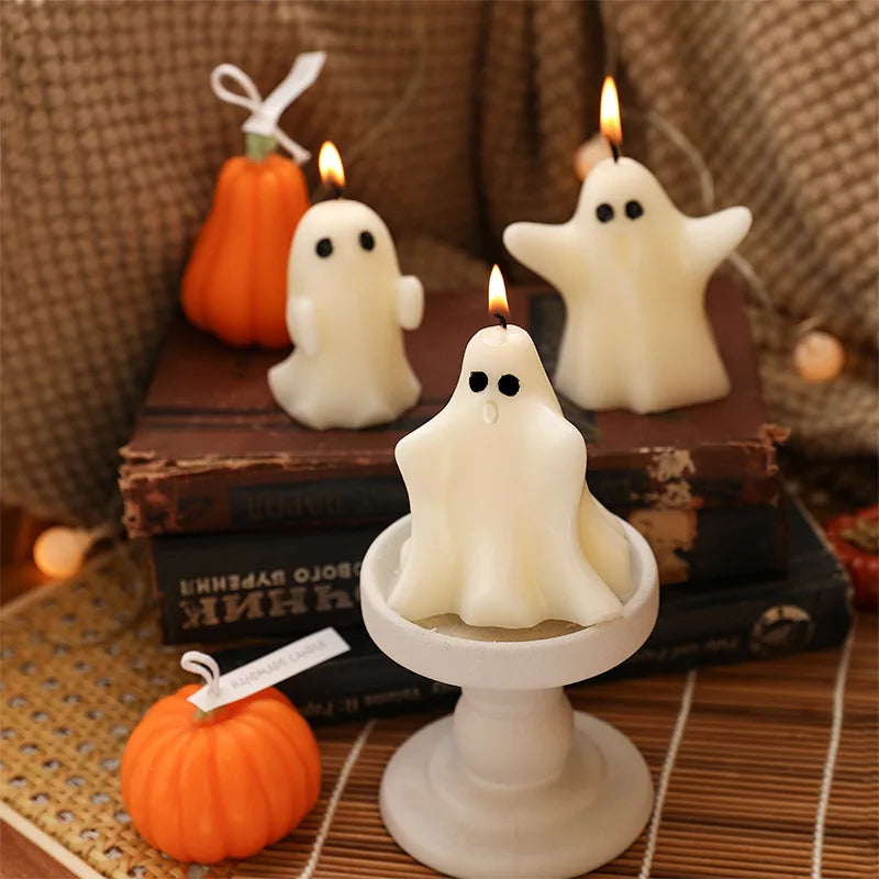 6-Piece Halloween Ghost Candle Set – Soy & Beeswax Aromatherapy