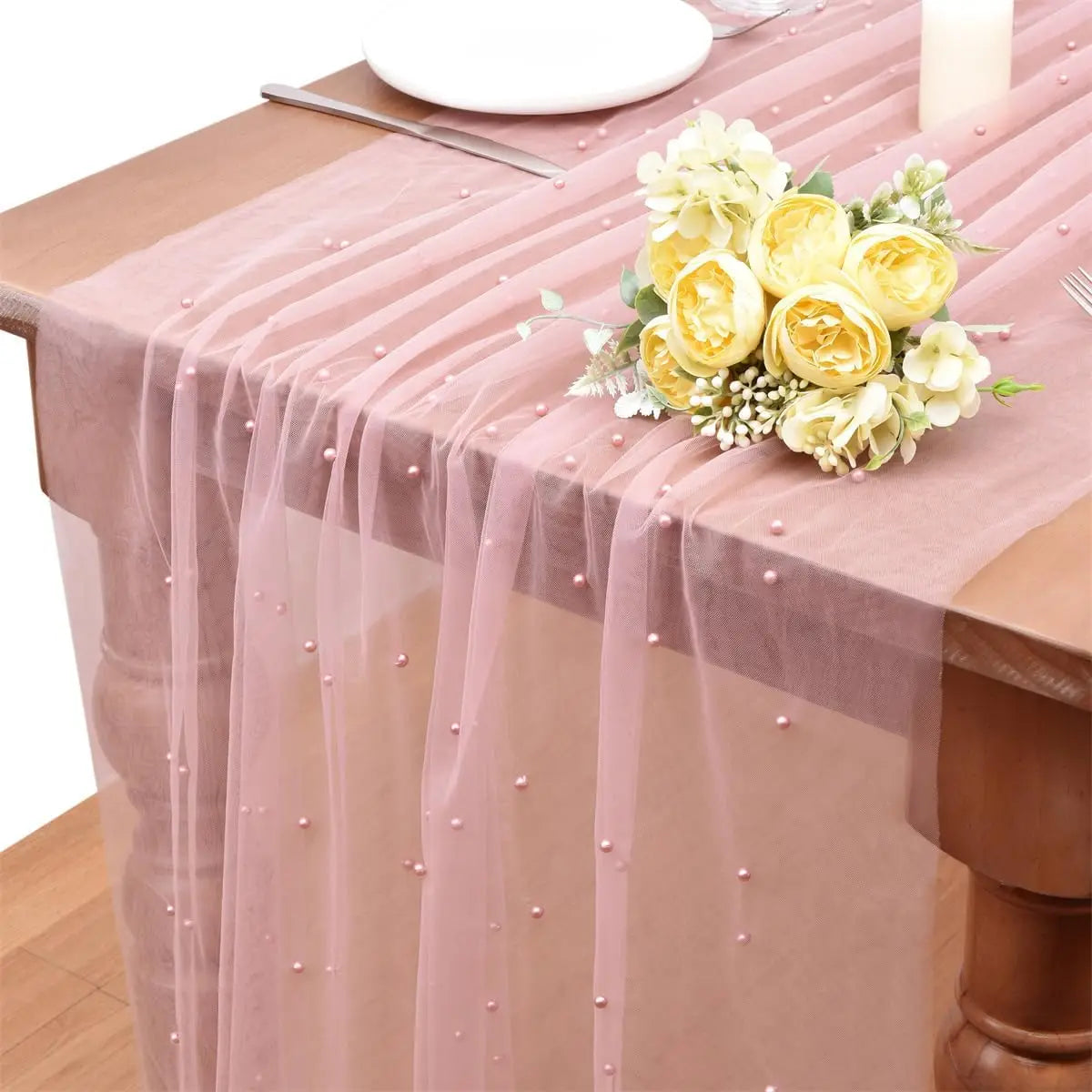 White Pearl Table Runner – Lace Tulle Wedding Decor