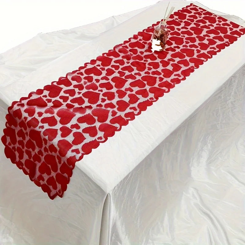 Heart-Shaped Red Lace Table Runner - candletown.net