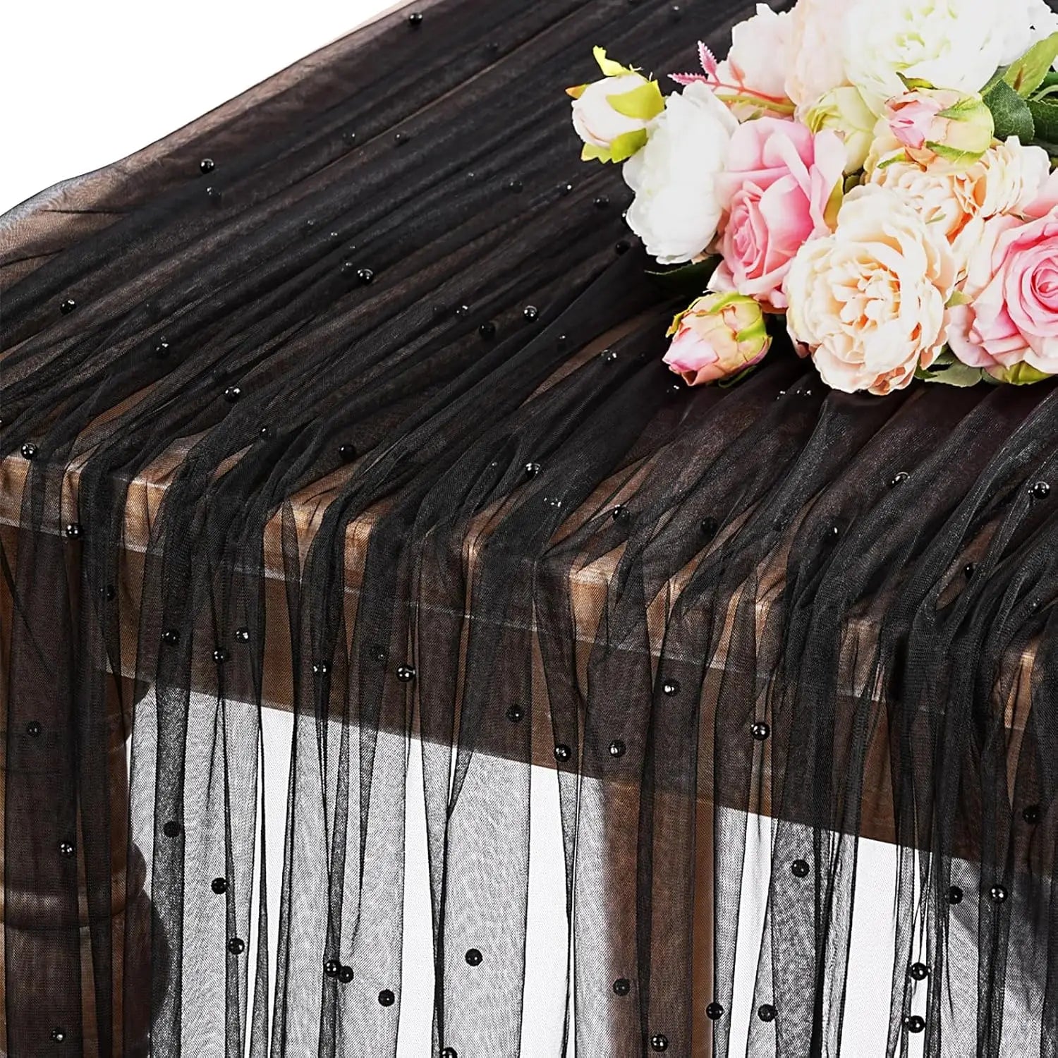 White Pearl Table Runner – Lace Tulle Wedding Decor