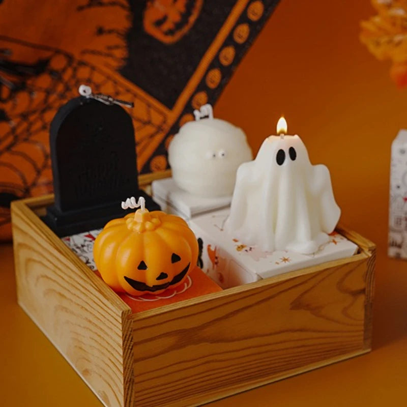 Halloween Kynttiläsarja – Käsintehdyt Tuoksukynttilät (Kallo, Kurpitsa, Hautakivi)