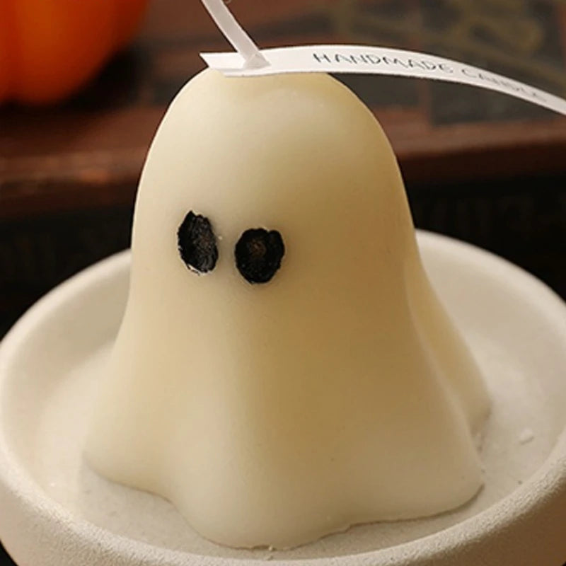 6-Piece Halloween Ghost Candle Set – Soy & Beeswax Aromatherapy