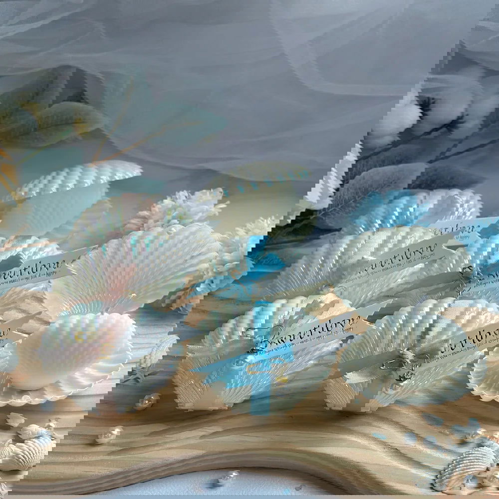 Shell Pearl Scented Candle - Freesia Wedding Favors & Holiday Gifts - candletown.net